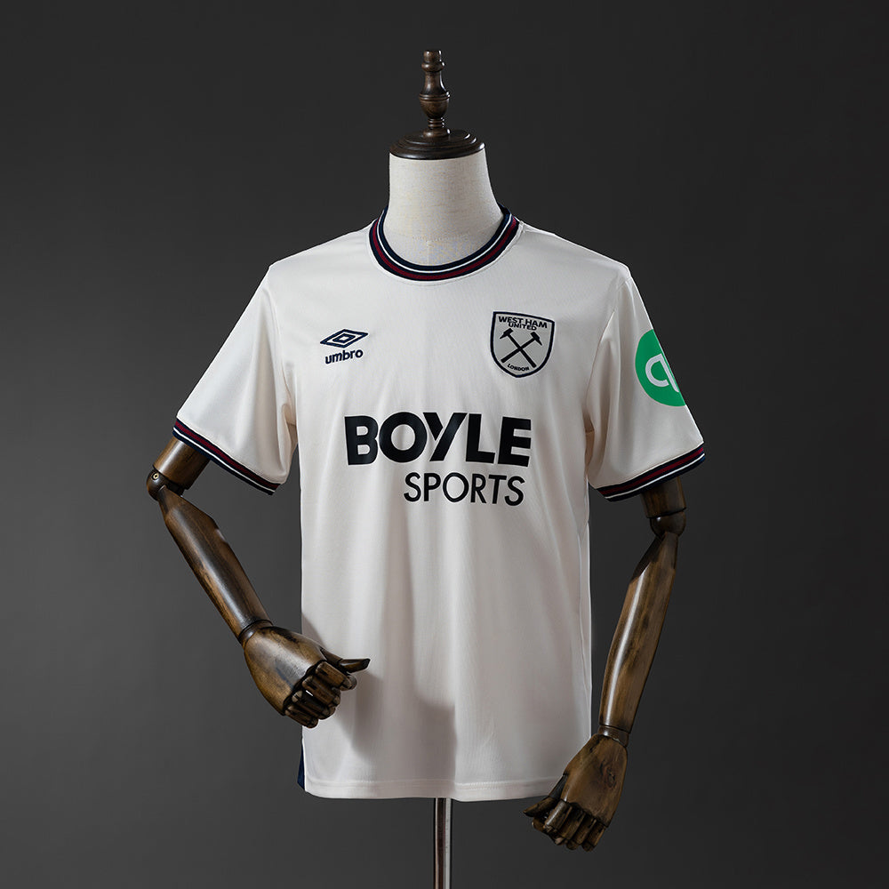 West Ham Visitante 25-26