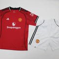 Manchester United Local 25-26 – Equipación