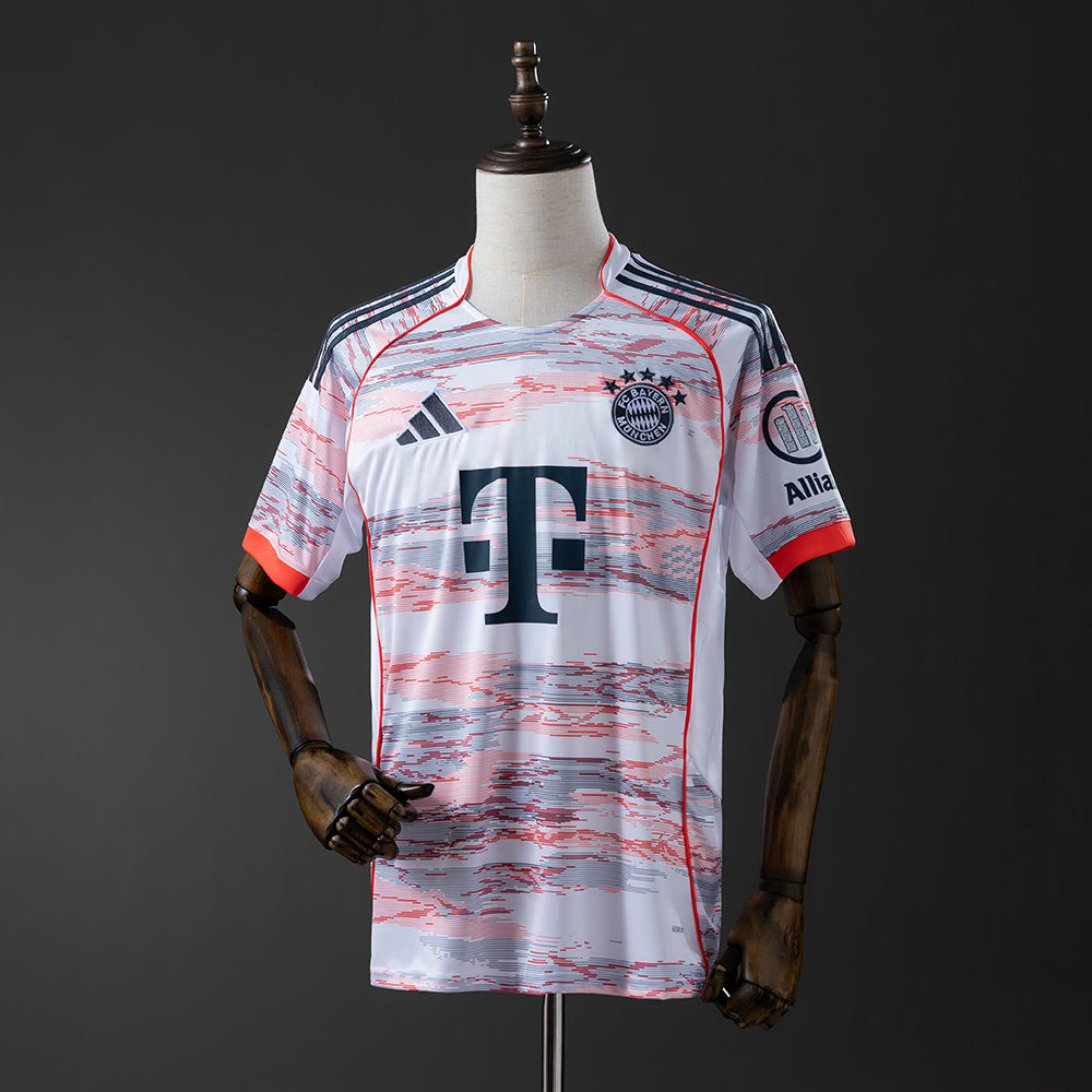 Bayern de Múnich Visitante 25-26