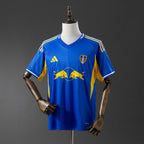 Leeds Visitante 25-26