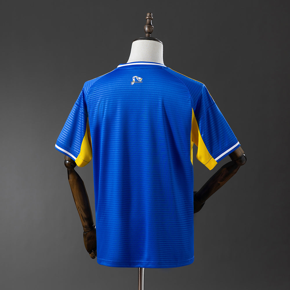 Leeds Visitante 25-26