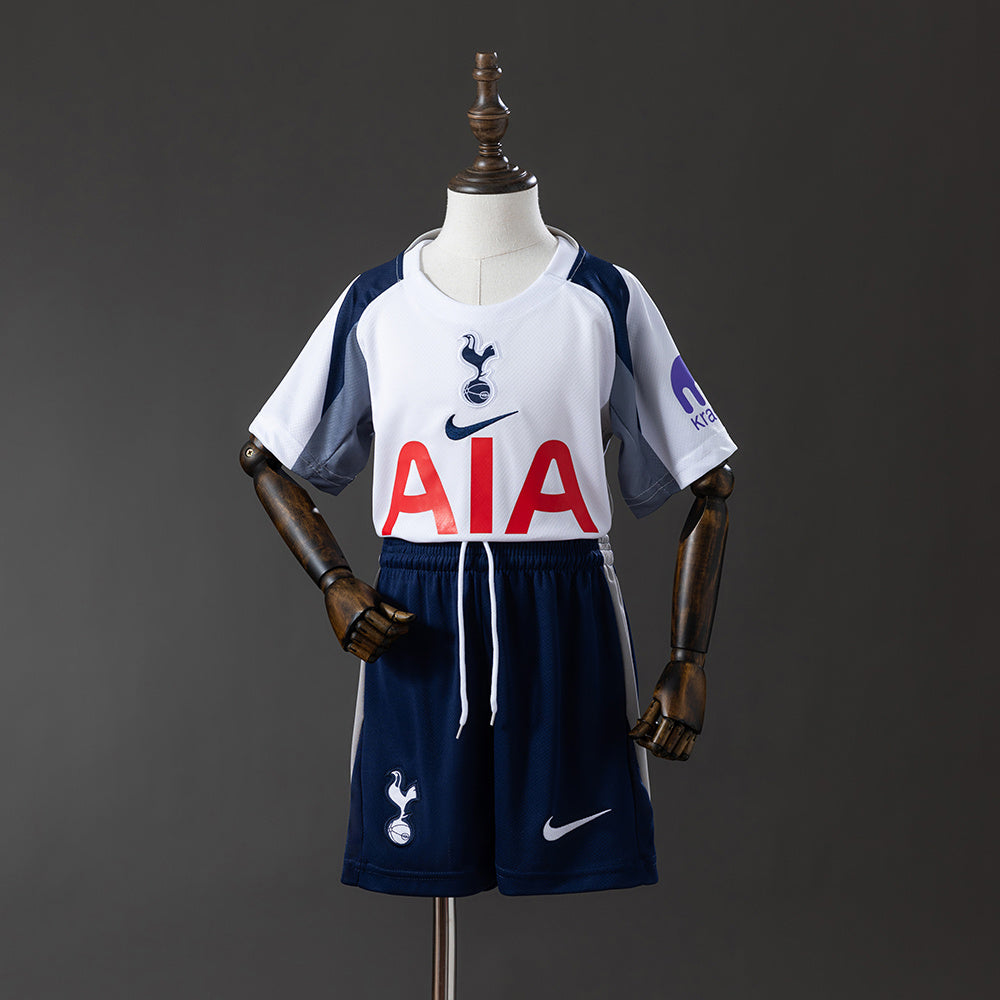 Tottenham Local 25-26 – Equipación
